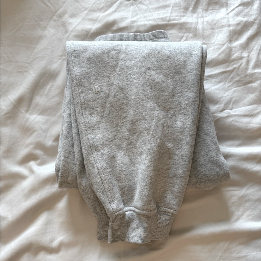 LULULEMON scuba high-rise relaxed jogger *full length (heather grey, size 6)
